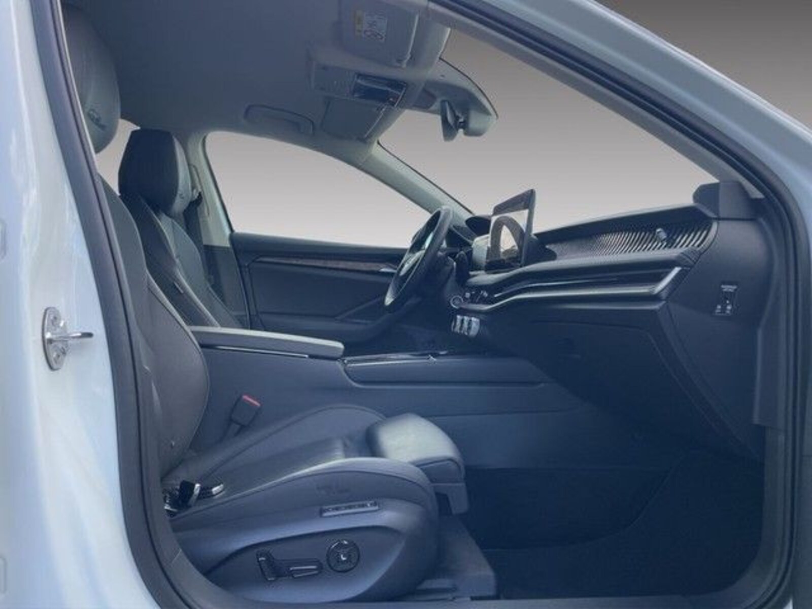 Škoda Superb Combi – Bild 11