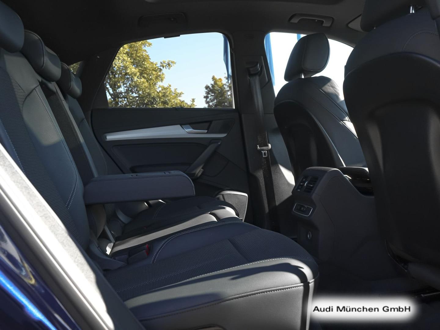 Bild über Audi Q5 Sportback TFSI e S line 55 TFSI e quattro S tronic - für weitere Informationen kontaktieren Sie den Audi Partner
