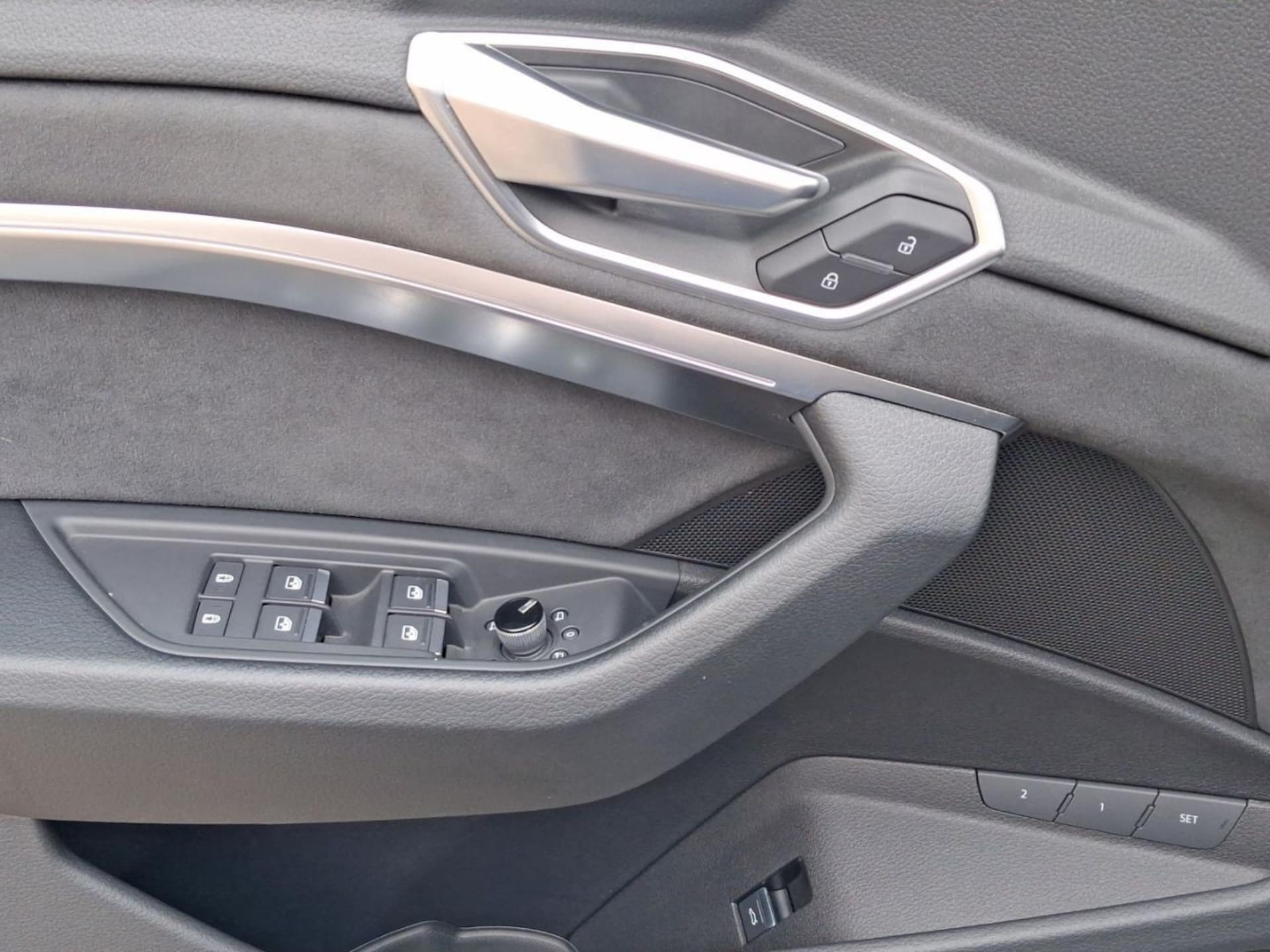Audi e-tron S