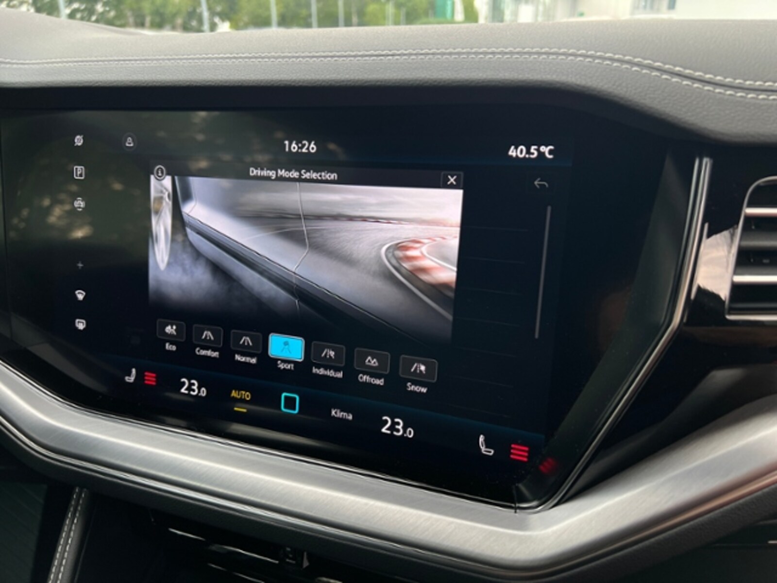 Volkswagen Touareg – Bild 15