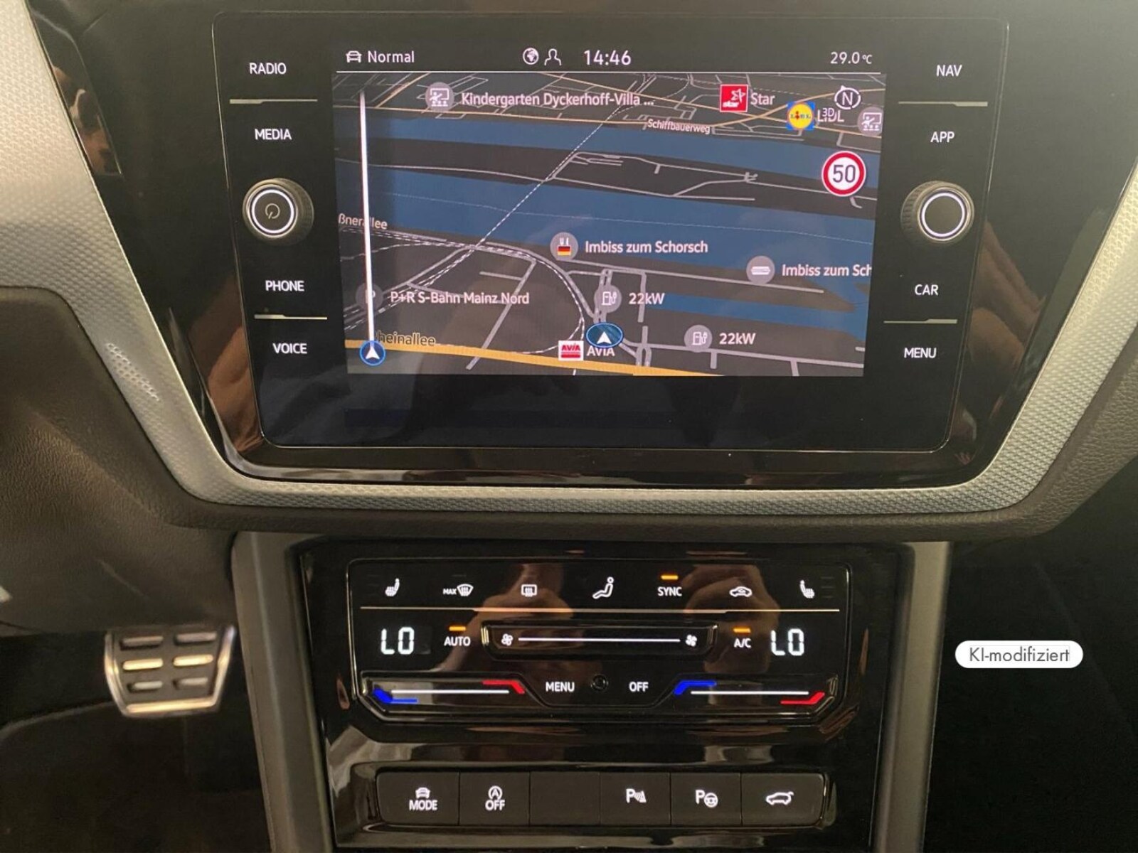Volkswagen Touran – Bild 11