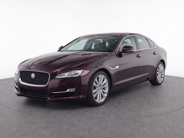Photo of 2016 Jaguar XJ