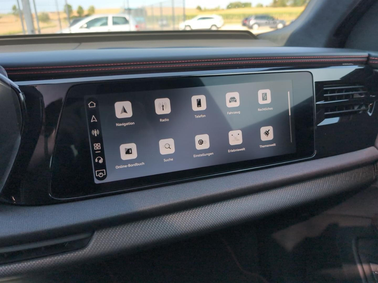 Bild über Audi Q7 SUV TDI quattro 220 kW tiptronic - für weitere Informationen kontaktieren Sie den Audi Partner
