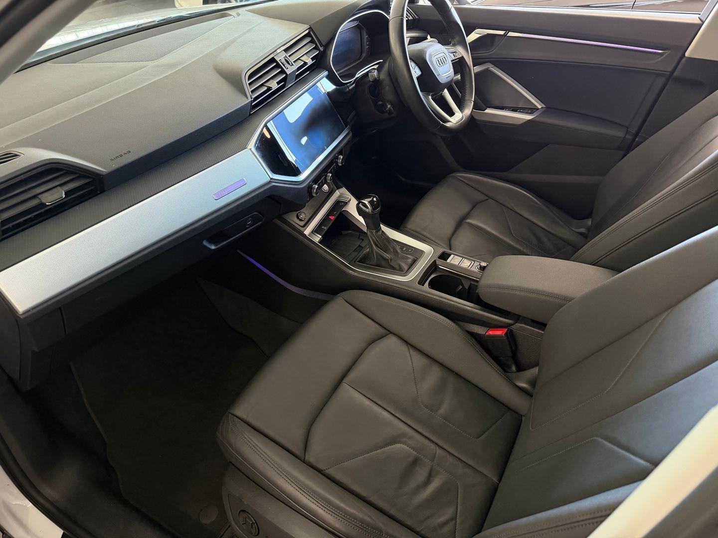 Image about Audi Q3 35 TFSI S tronic