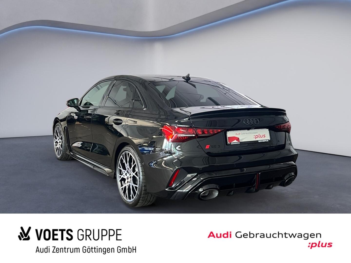 Bild über Audi RS 3 Limousine TFSI quattro 294 kW S tronic - für weitere Informationen kontaktieren Sie den Audi Partner