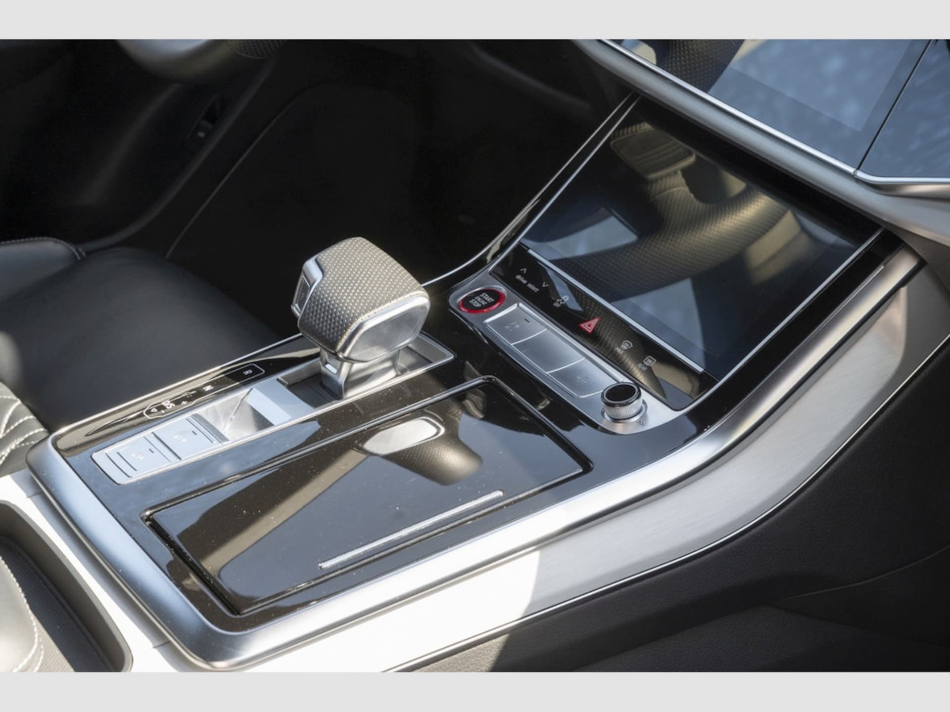Audi SQ8 SUV