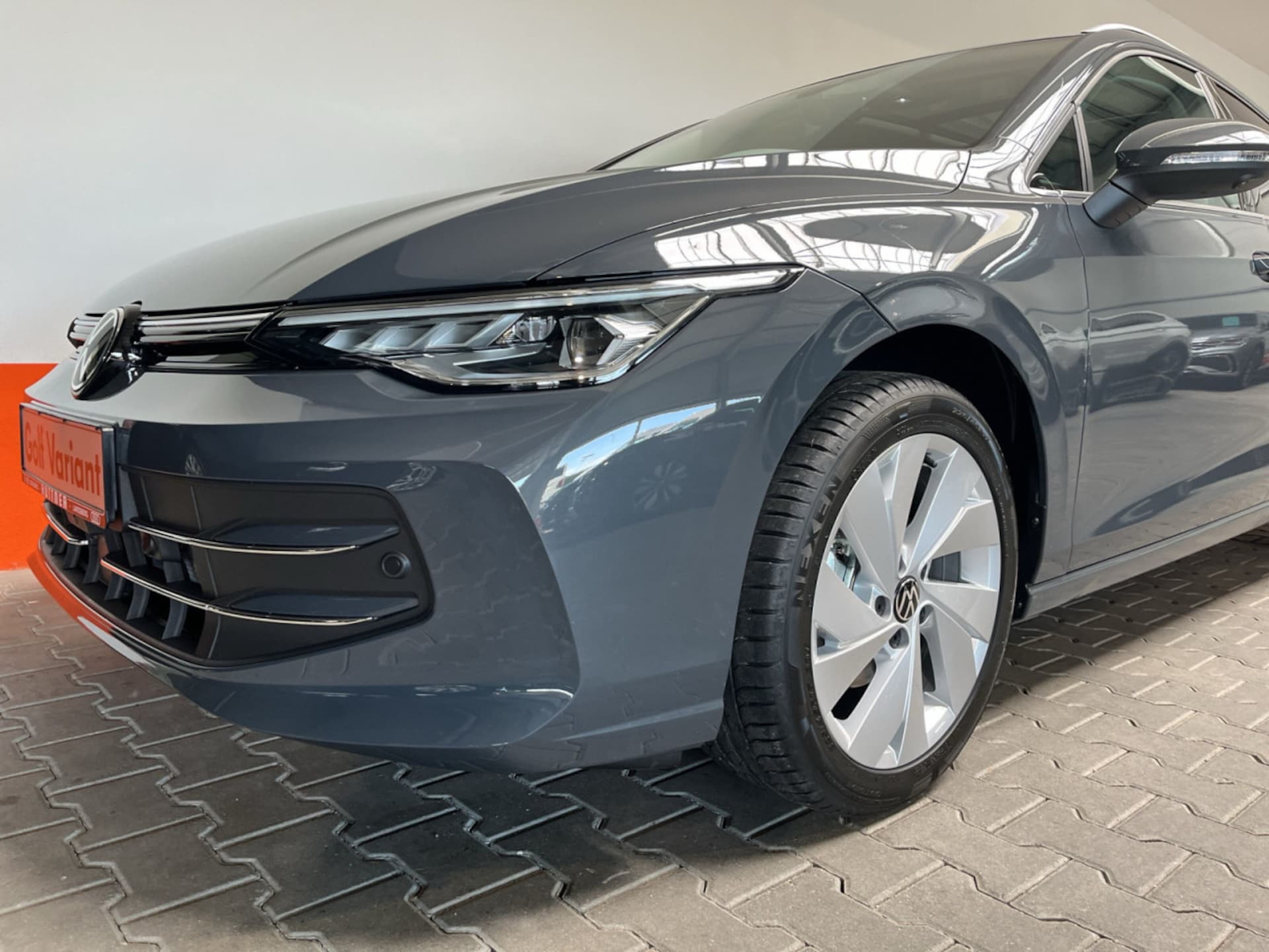 Volkswagen Golf Variant Style