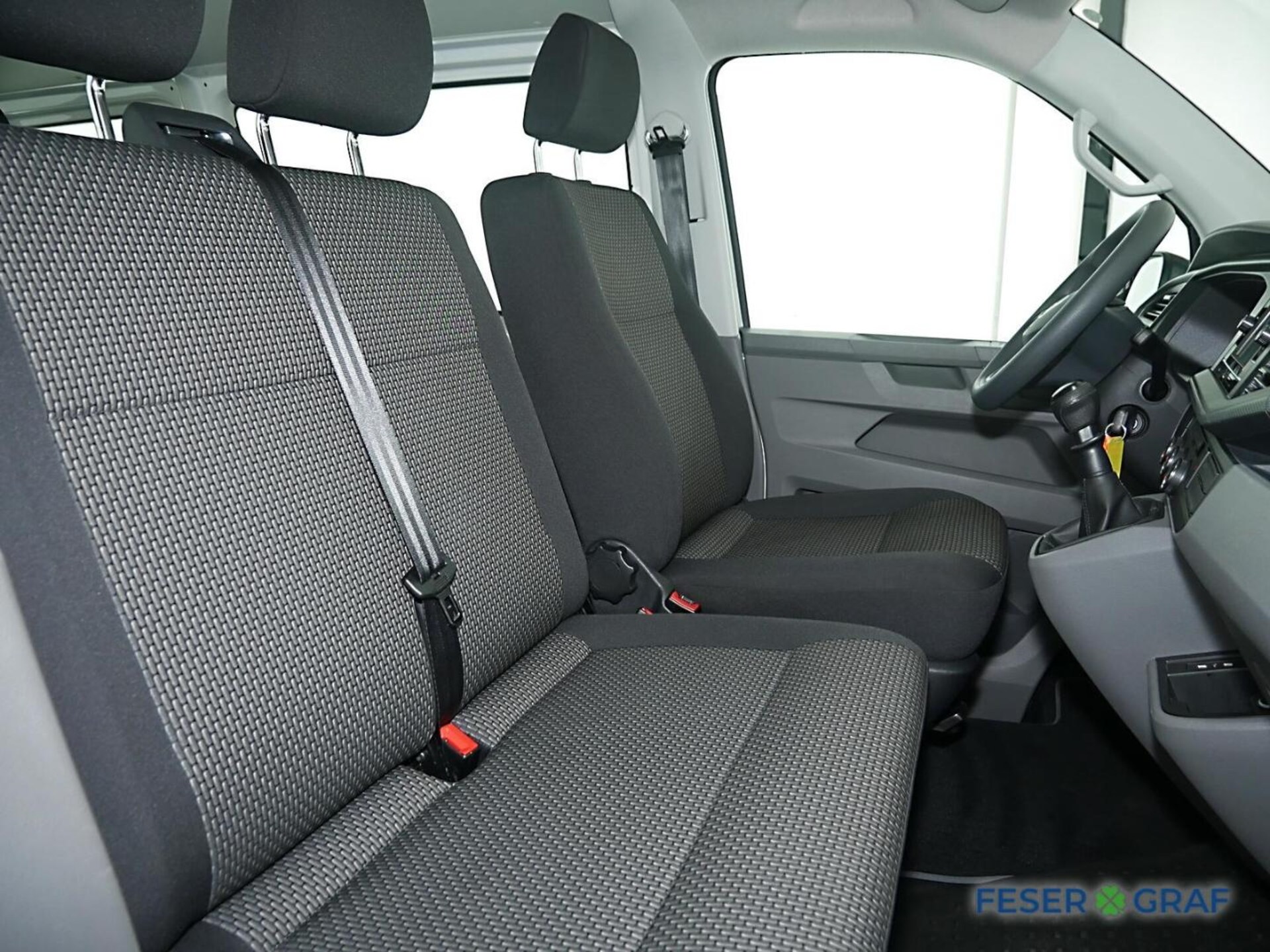 Volkswagen T6.1 Transporter Kombi kurzer Radstand