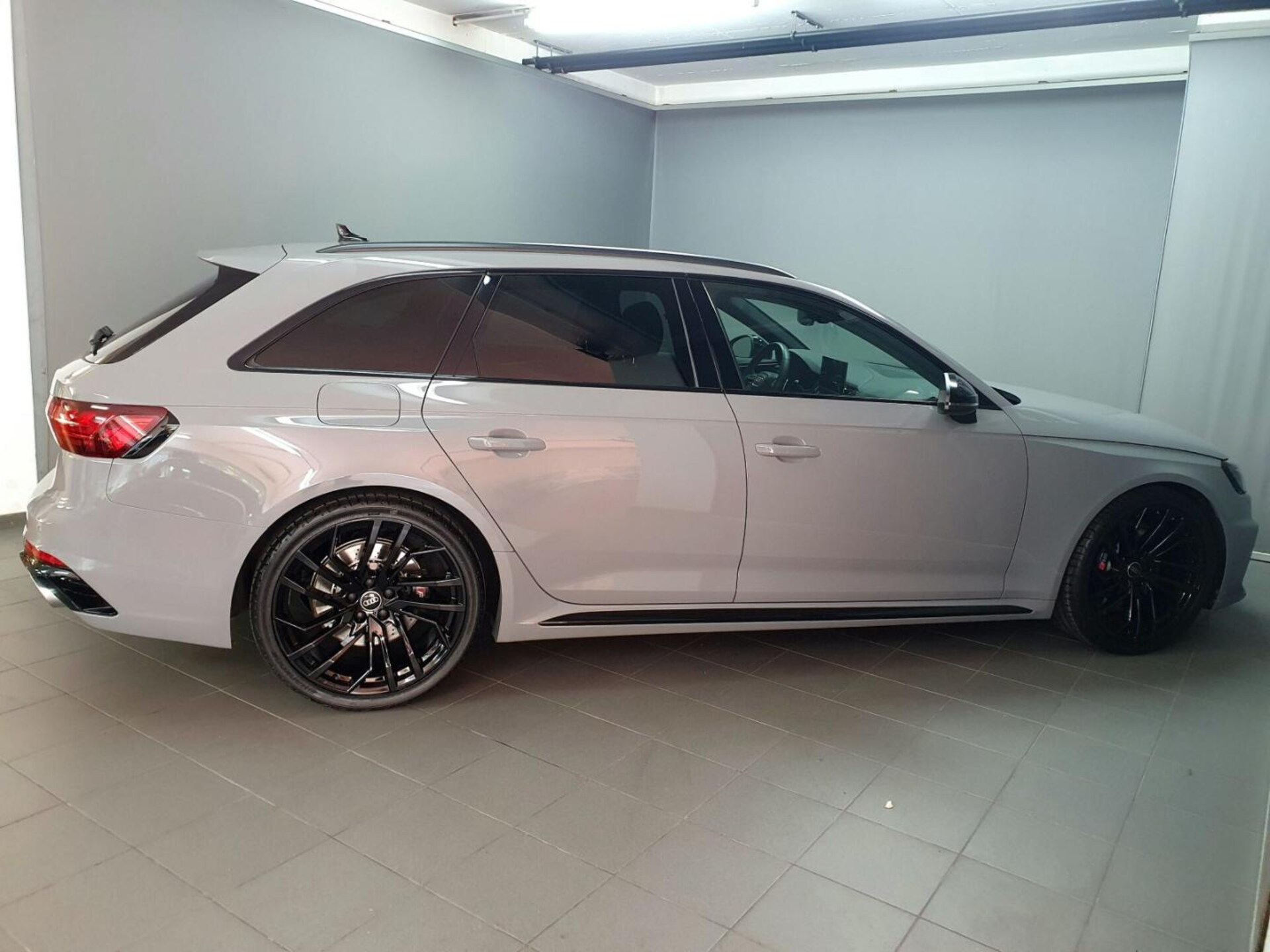 Audi RS 4 Avant