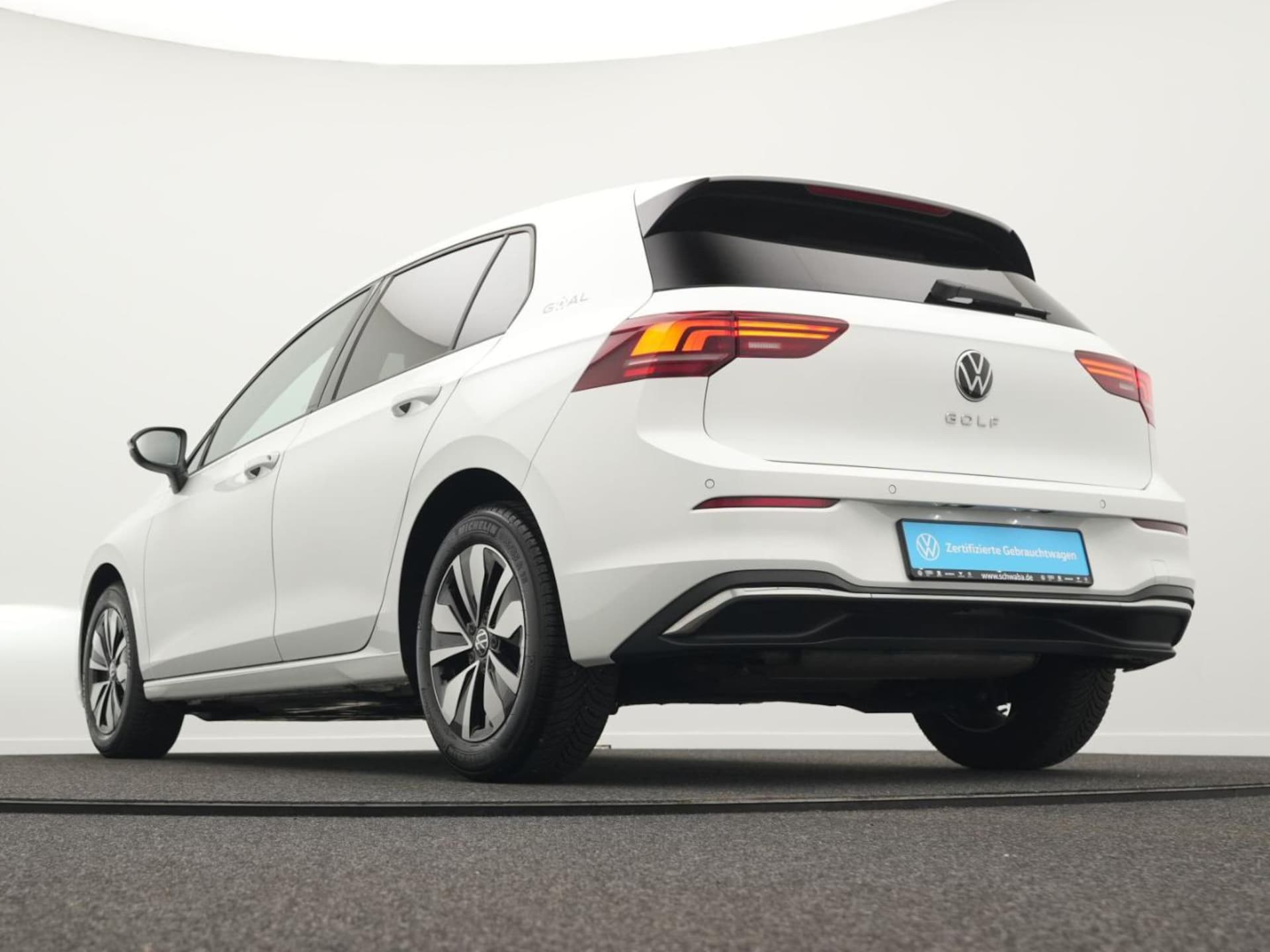 Volkswagen Golf Life