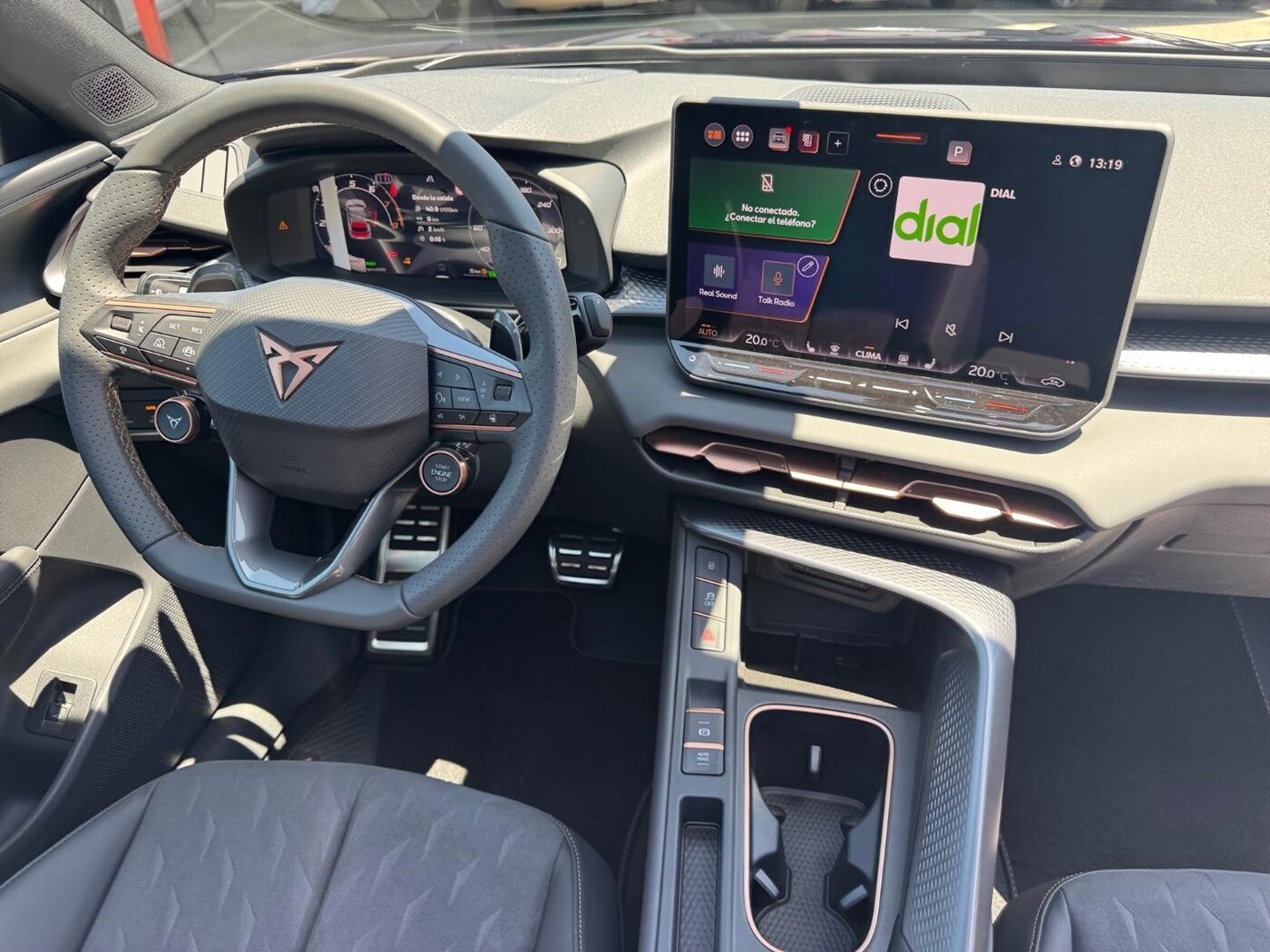 CUPRA Terramar 1.5 eTSI DSG 110 kW (150 CV) — photo 19