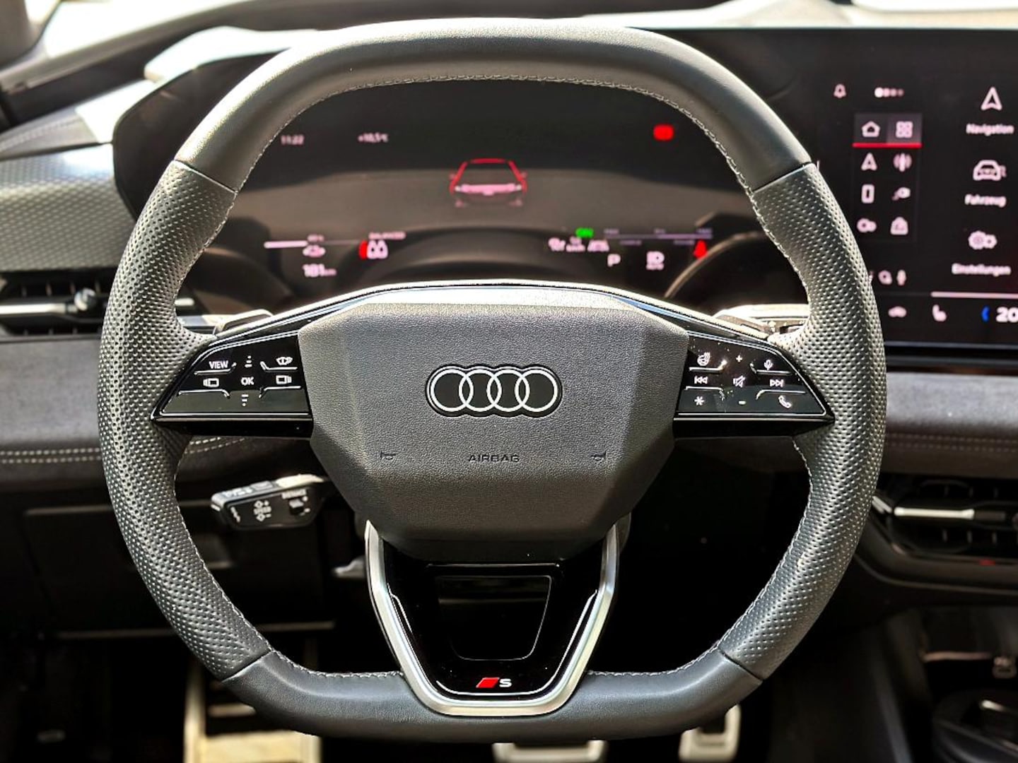 Bild über Audi A6 Avant e-tron e-tron performance - für weitere Informationen kontaktieren Sie den Audi Partner