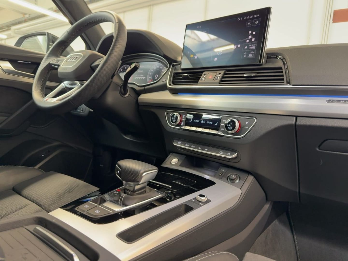 Bild über Audi Q5 40 TDI quattro 150 kW S tronic - für weitere Informationen kontaktieren Sie den Audi Partner
