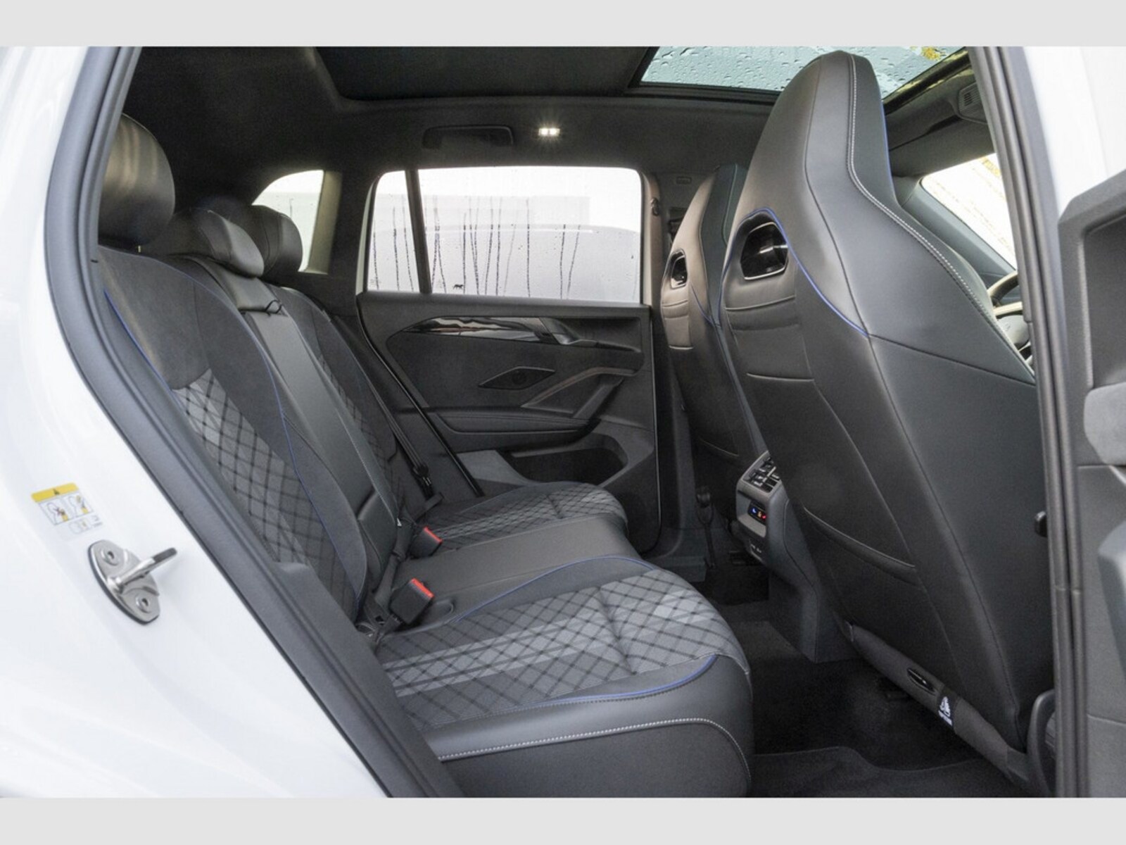 Volkswagen Tiguan – Bild 11