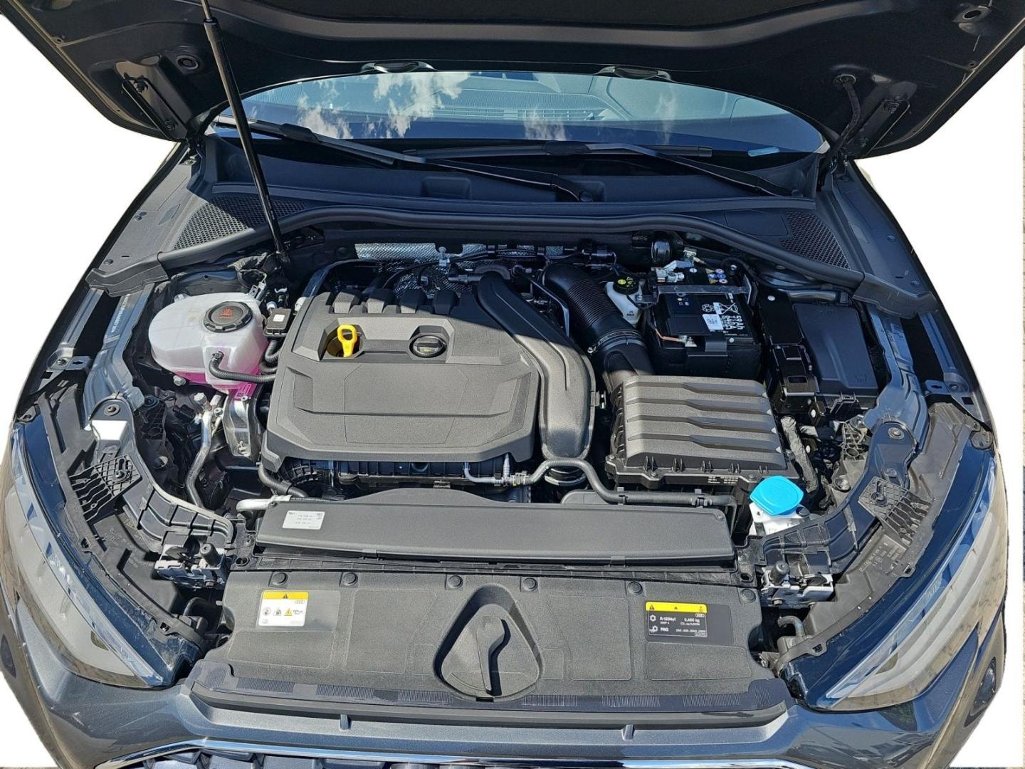 Bild über Audi A3 Sportback S line 35 TFSI Schaltgetriebe - für weitere Informationen kontaktieren Sie den Audi Partner