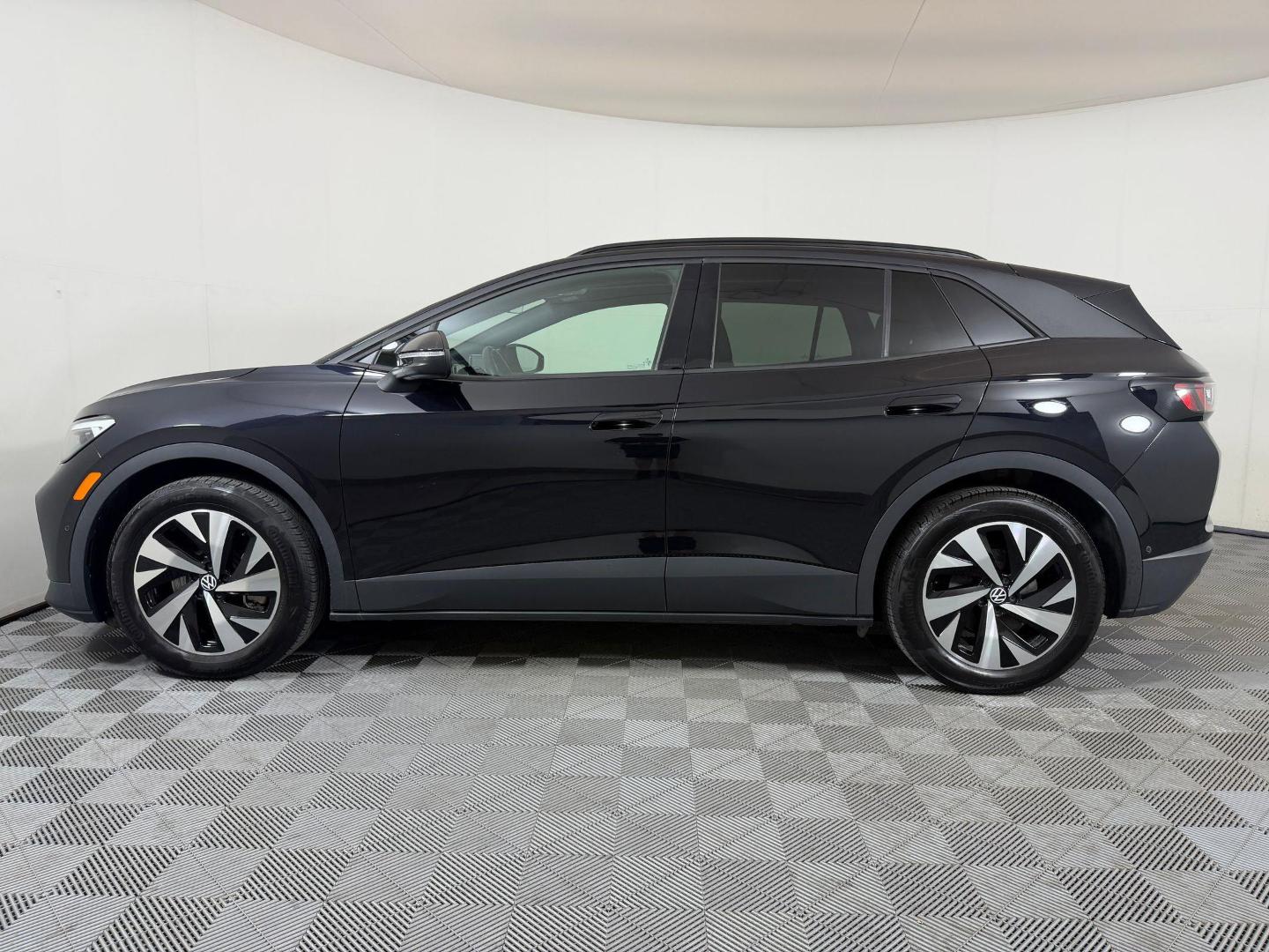 Used 2024 Volkswagen ID.4 STANDARD with VIN 1V2BMPE87RC020020 for sale in Brentwood, TN