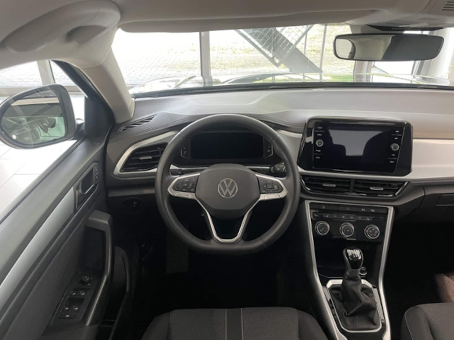 Volkswagen T-Roc Life
