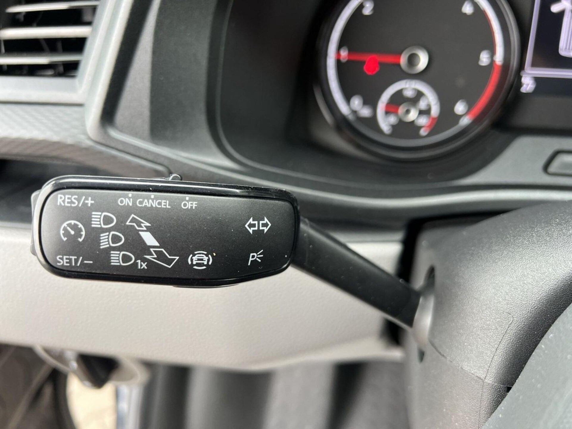 Volkswagen T6.1 Transporter Kasten kurzer Radstand
