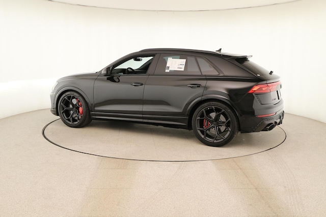 2026 Audi RS Q8 SUV performance