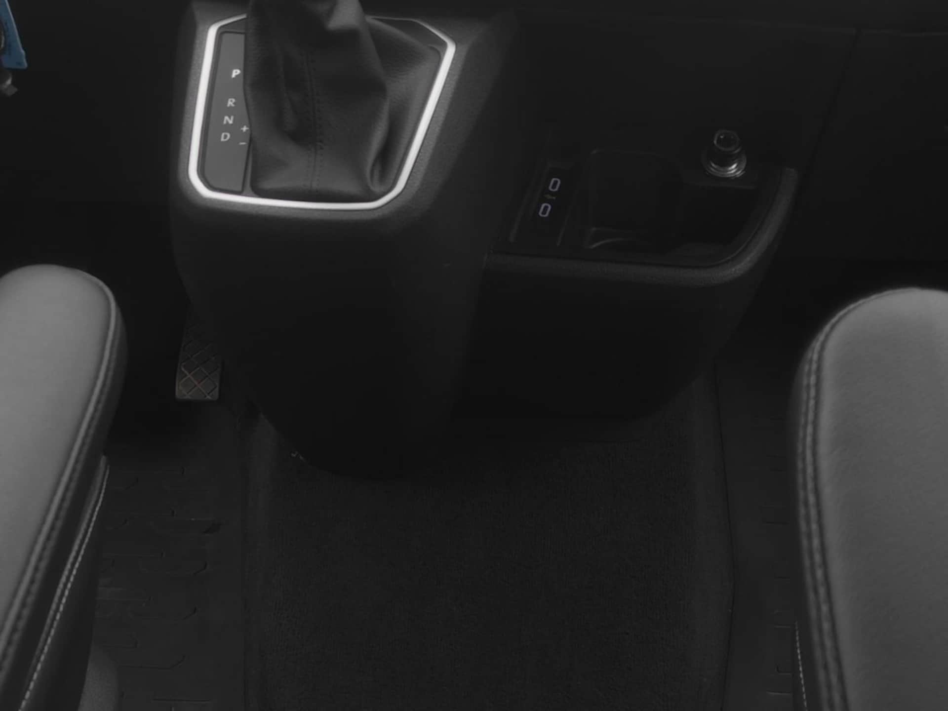 Volkswagen T6.1 California Beach