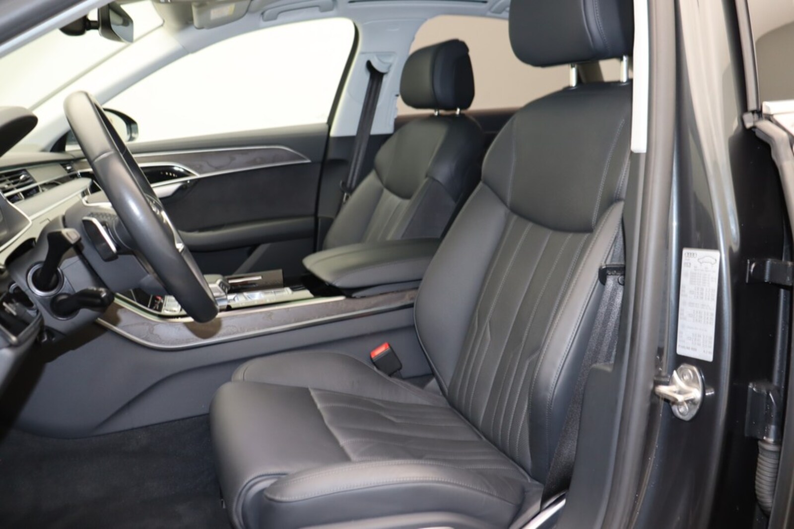 Audi A8 – Bild 10