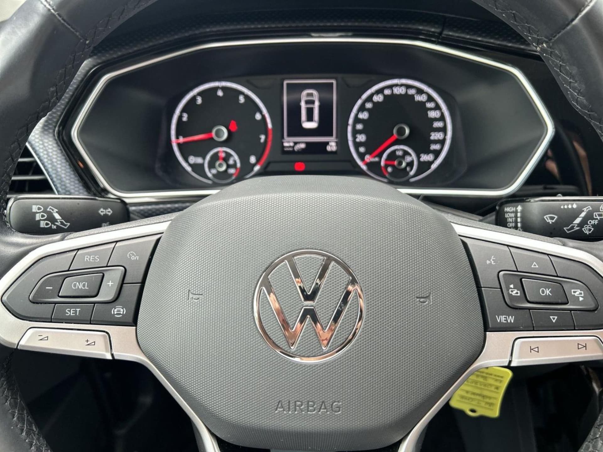 Volkswagen T-Cross United
