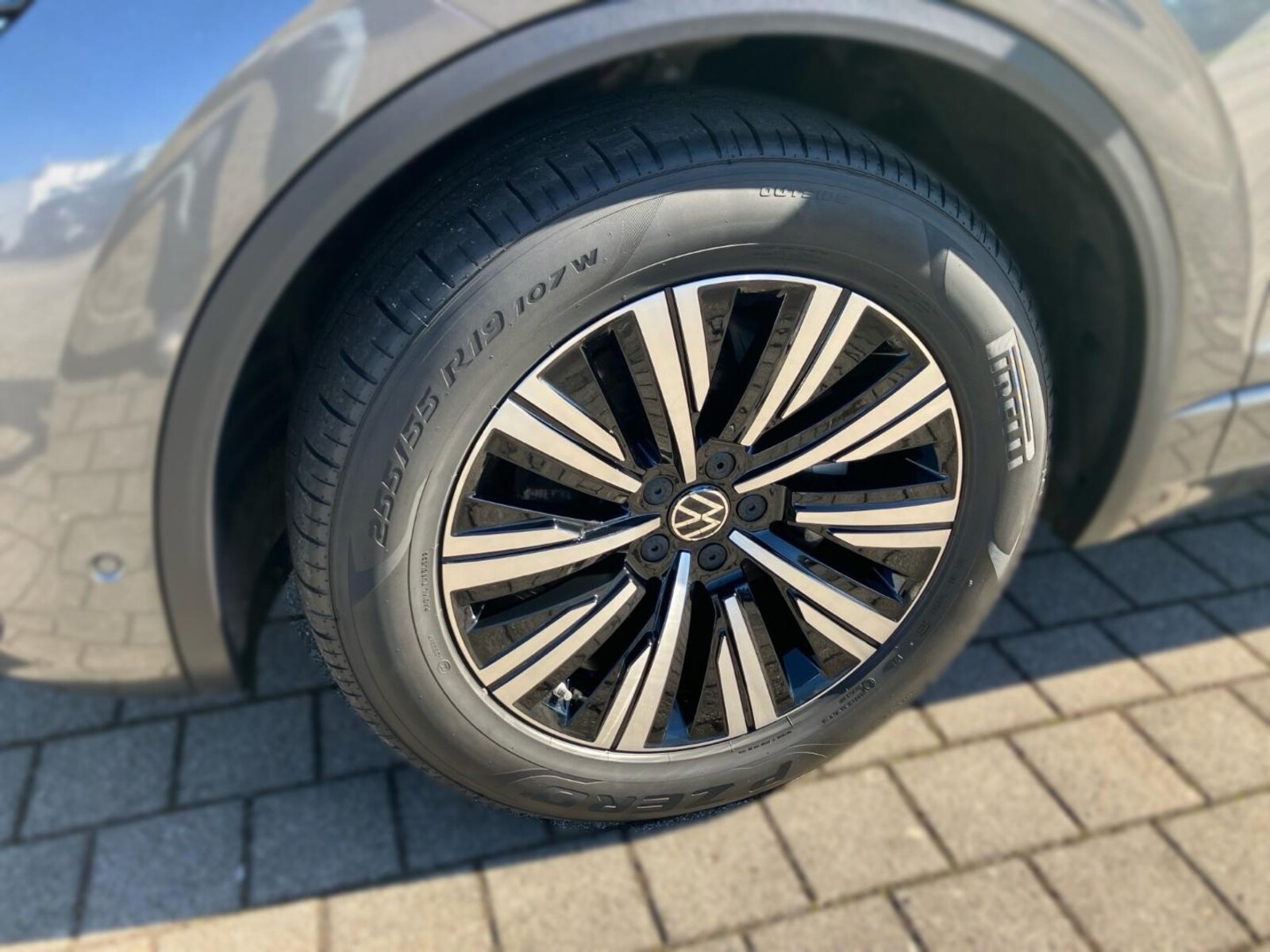 Volkswagen Touareg – Bild 7