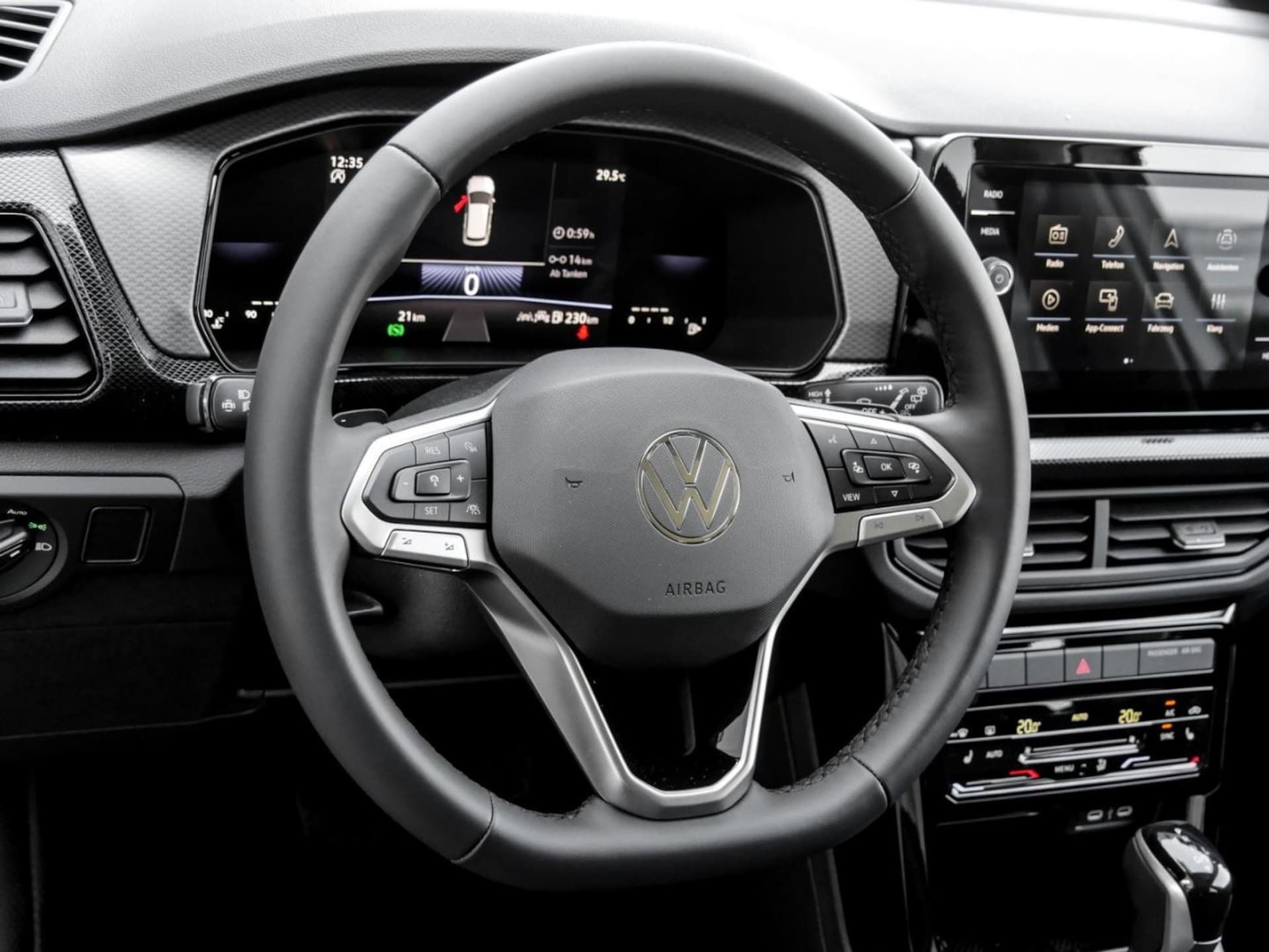 Volkswagen T-Cross Life