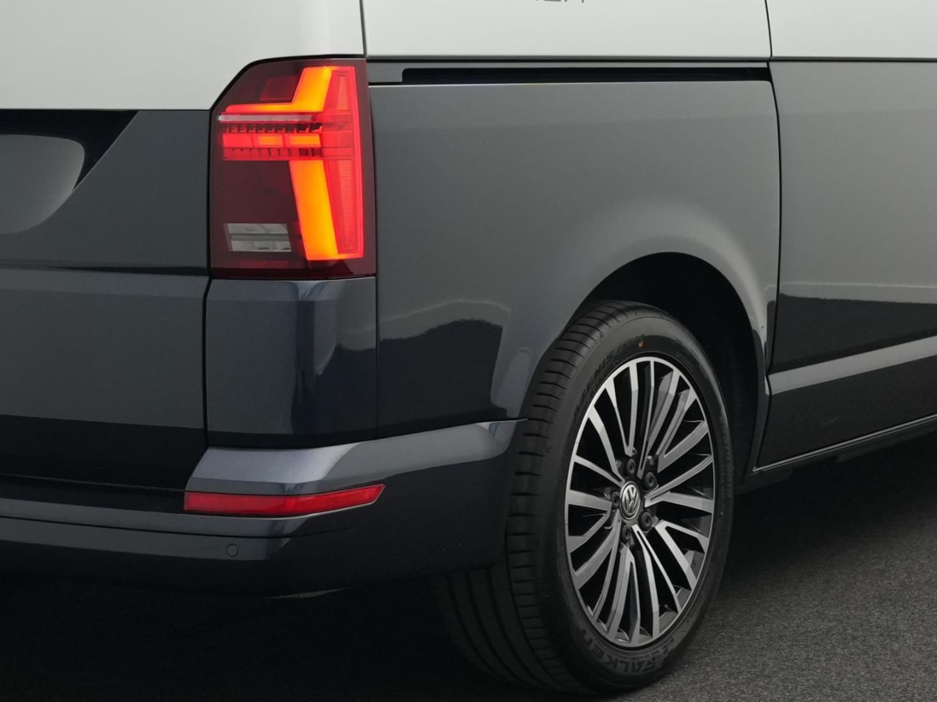 Volkswagen T6.1 California Beach