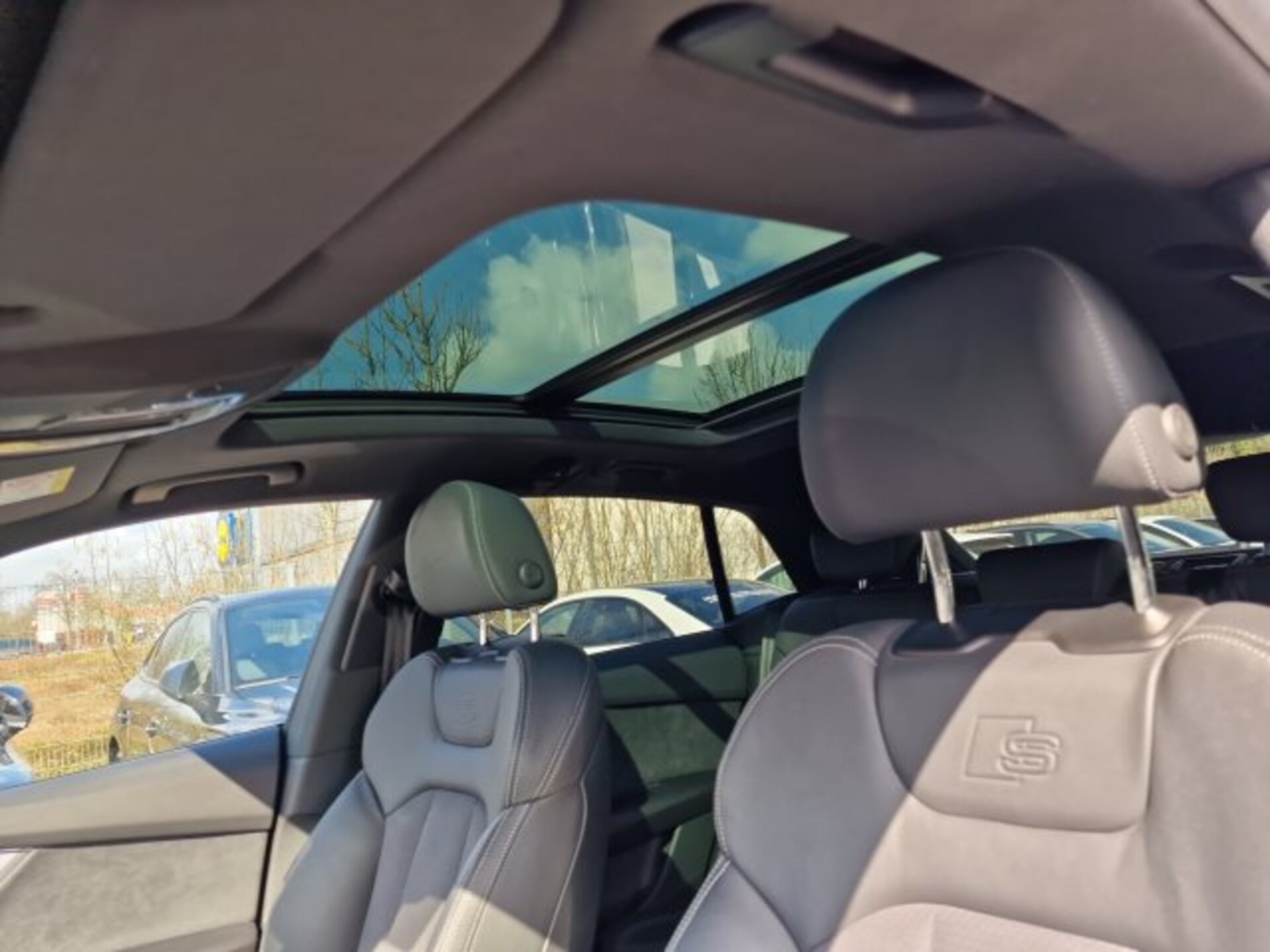 Audi Q8 SUV