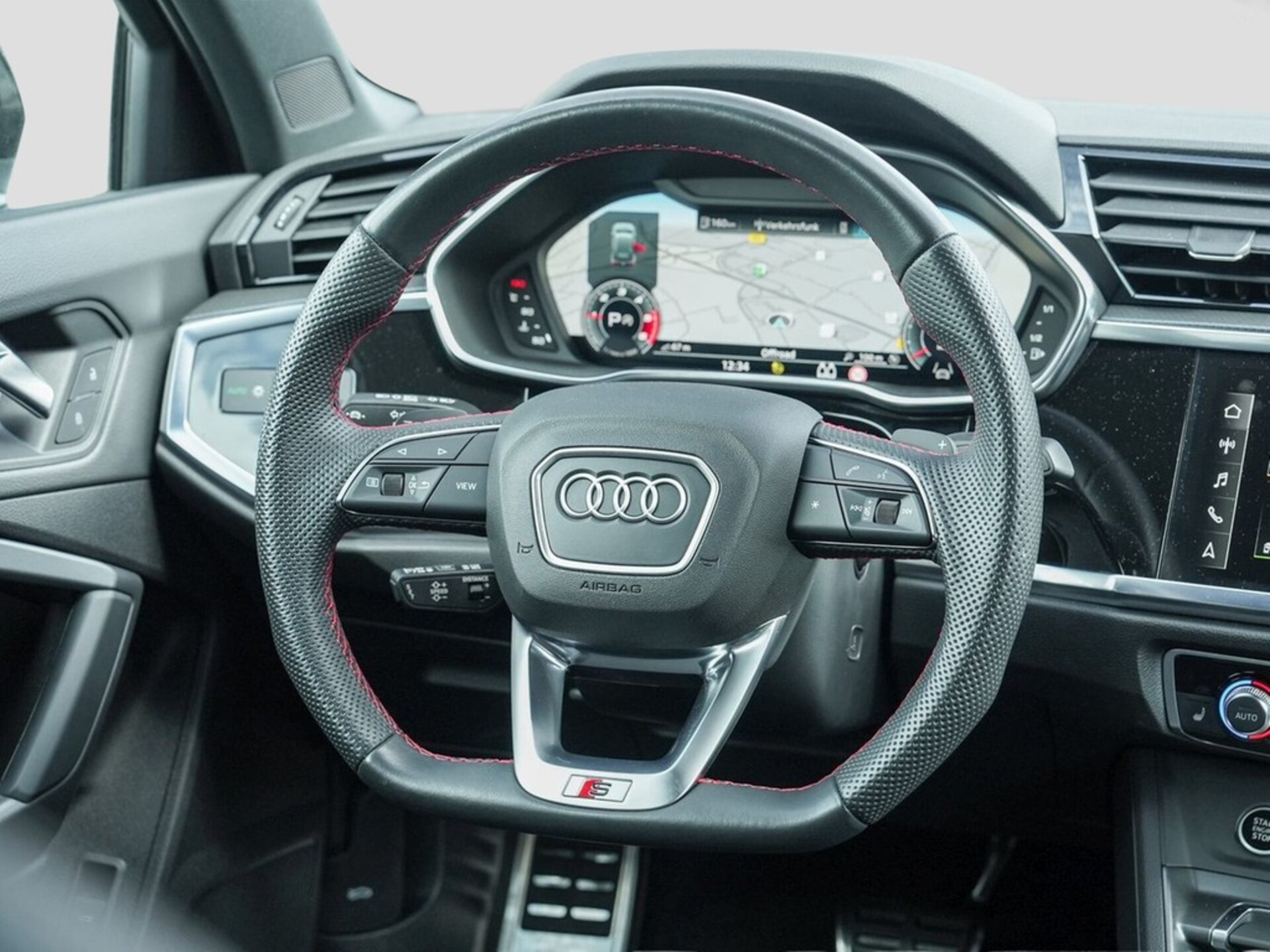 Audi Q3 SUV S line