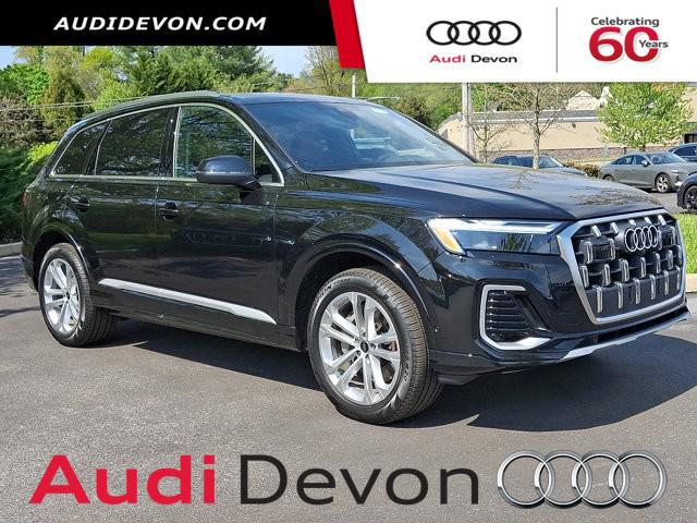 2025 Audi Q7 45 Premium Plus quattro Tiptronic's photo