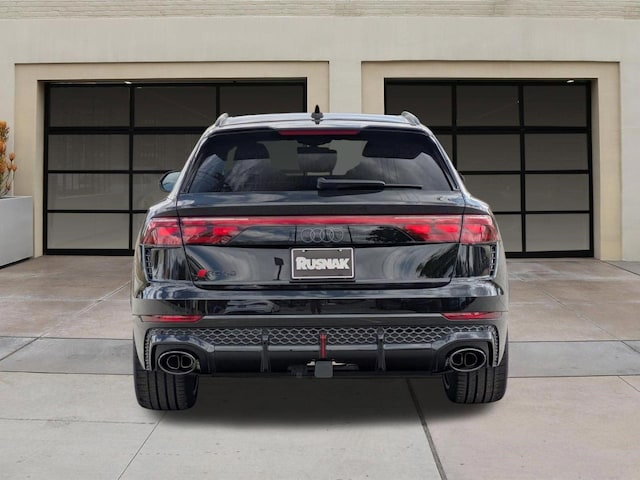 2026 Audi RS Q8 SUV performance