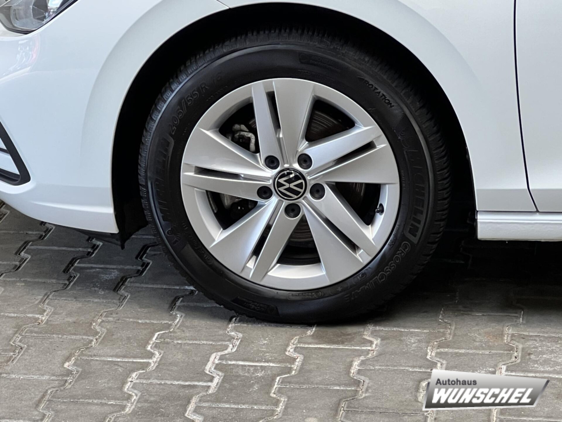 Volkswagen Golf Life