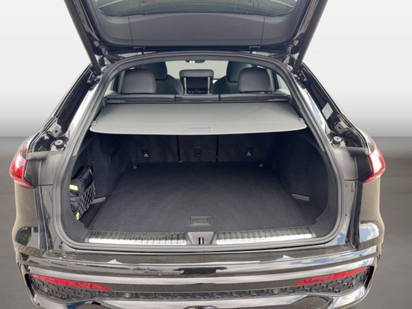 Bild über Audi Q5 Sportback TFSI quattro 150 kW S tronic - für weitere Informationen kontaktieren Sie den Audi Partner