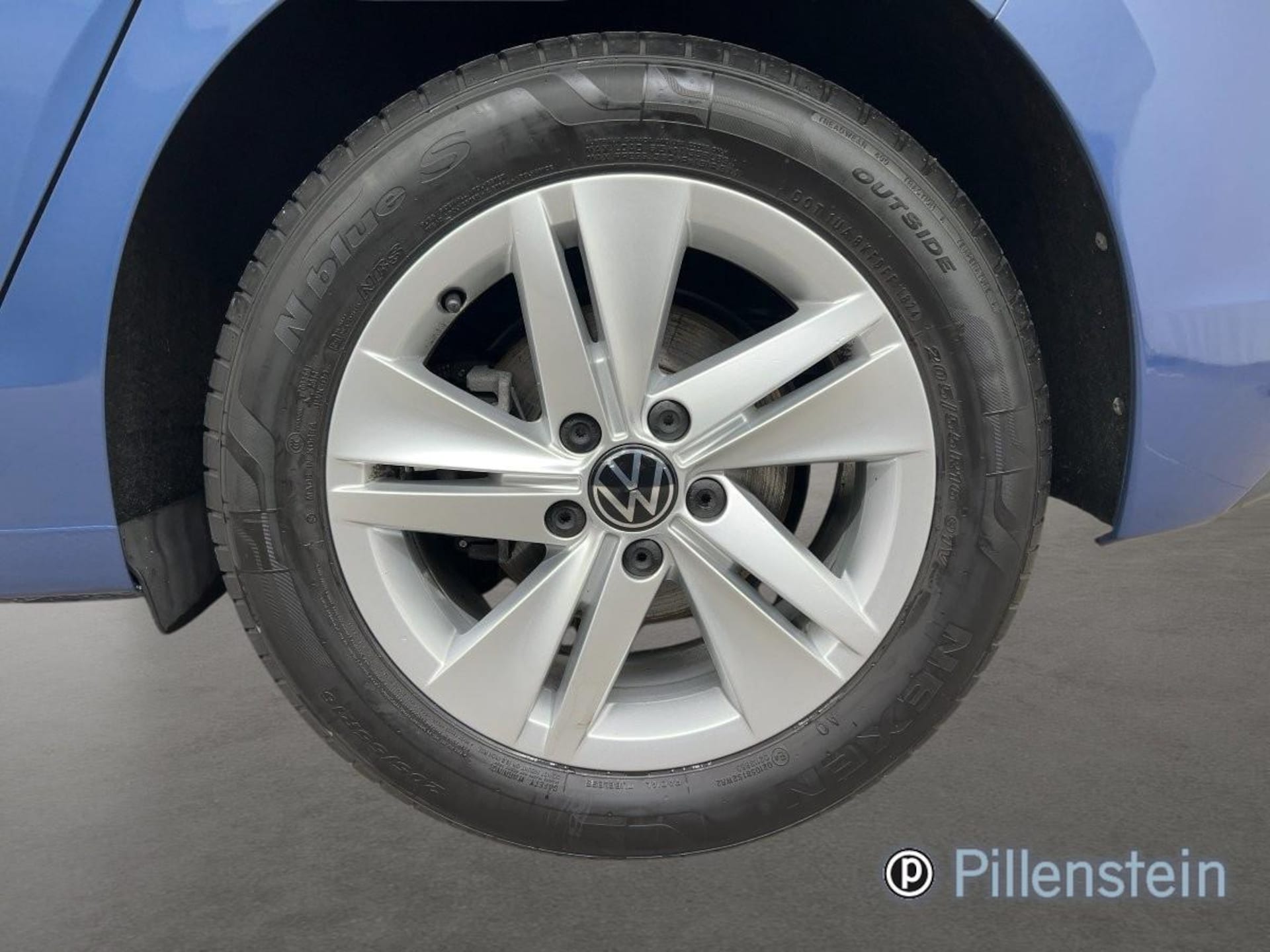 Volkswagen Golf Life