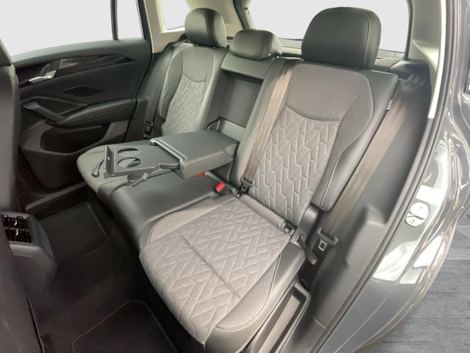 Volkswagen Tiguan – Bild 17