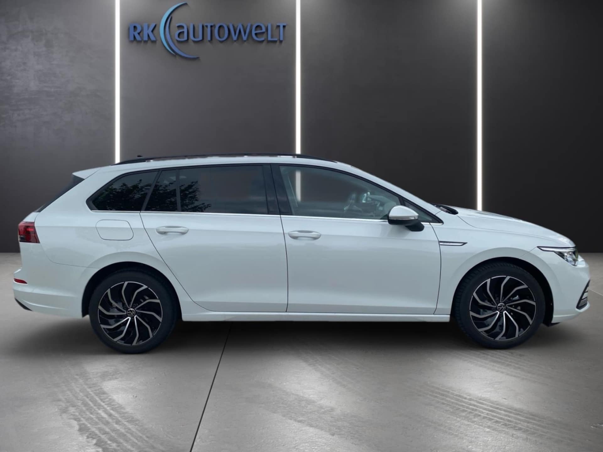 Volkswagen Golf Variant Style