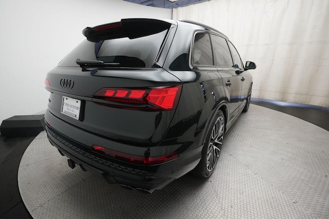2026 Audi SQ7 Prestige - Photo 13