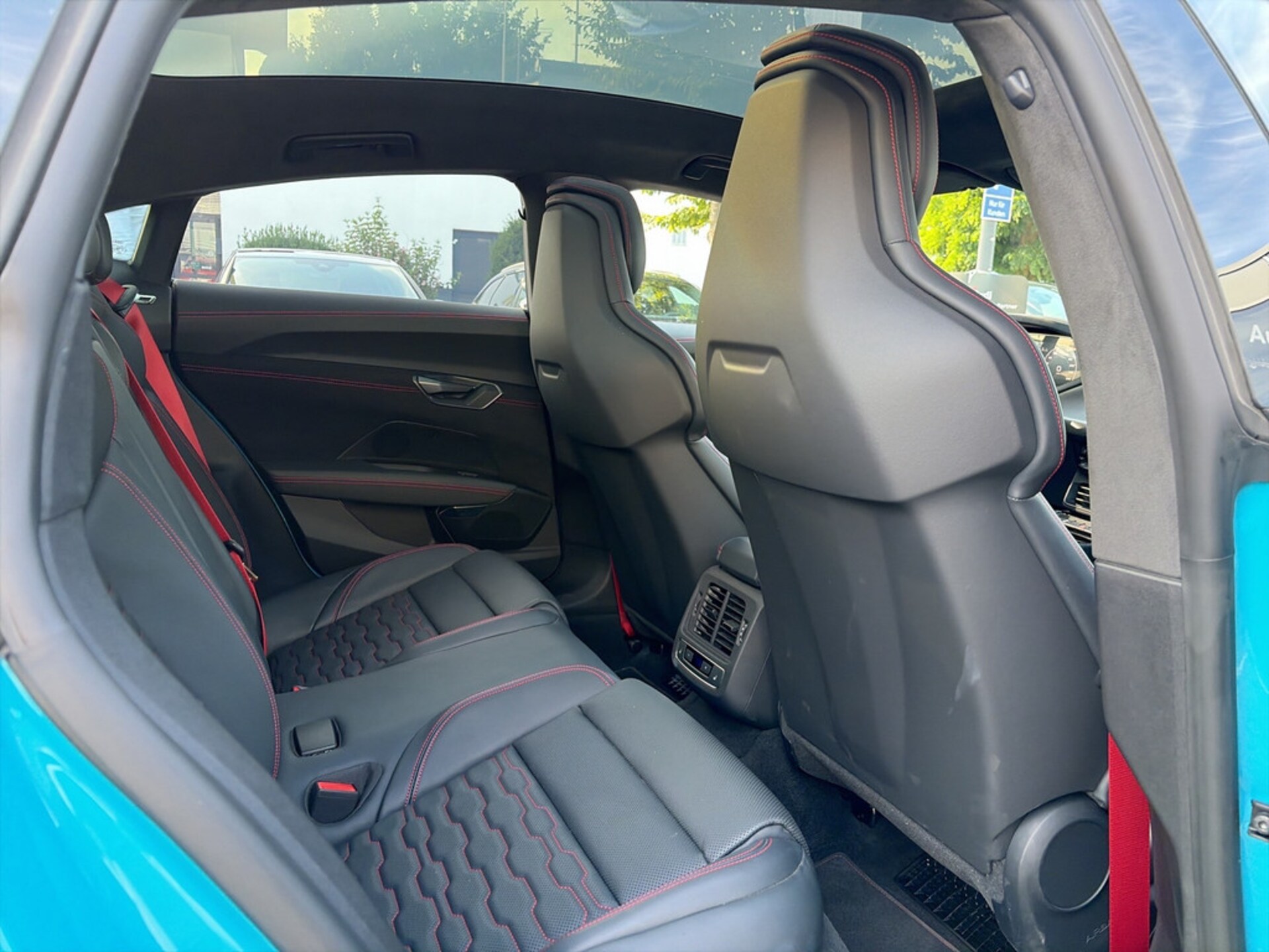Audi RS e-tron GT performance
