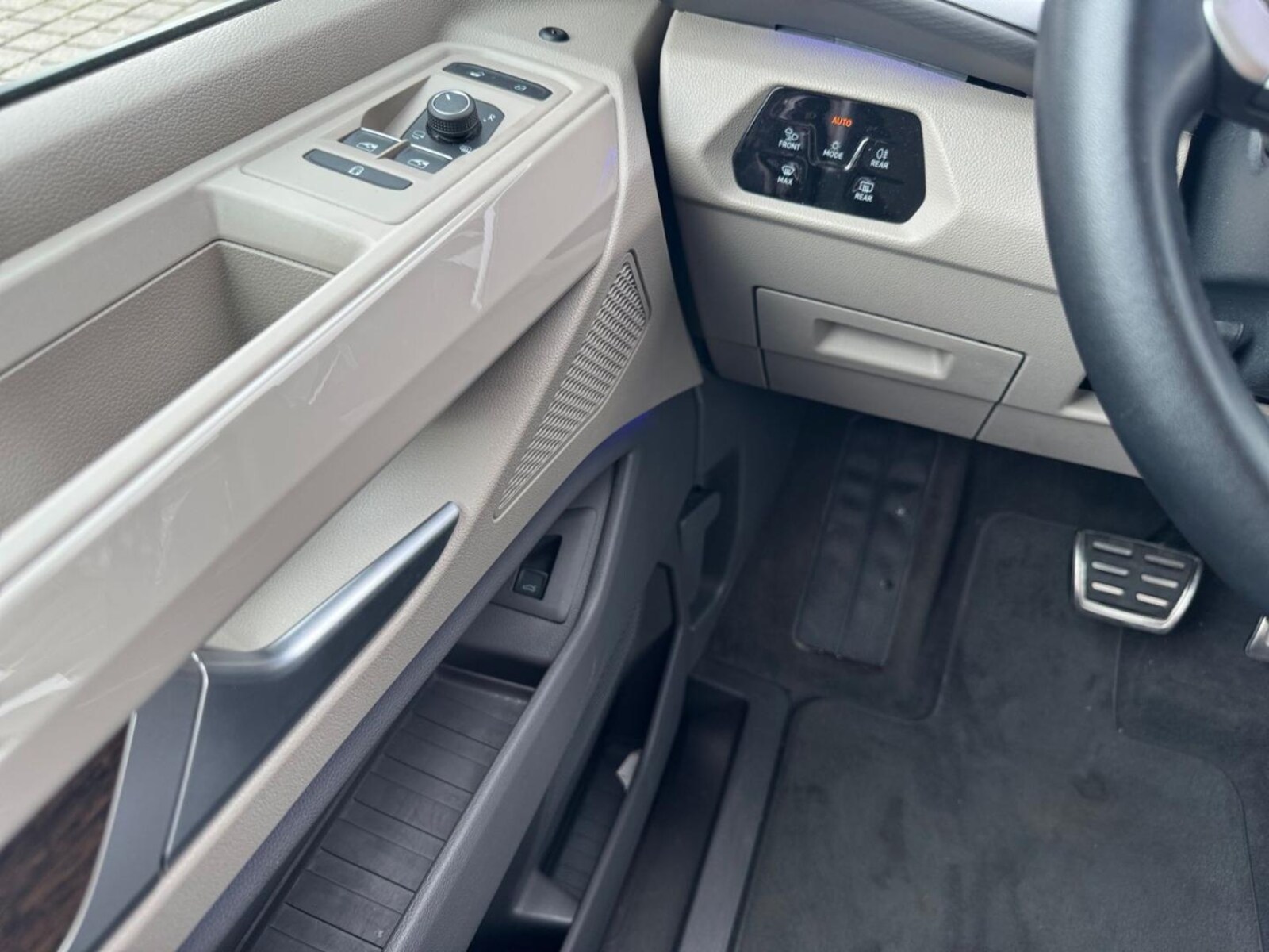 Volkswagen Multivan Langversion – Bild 13