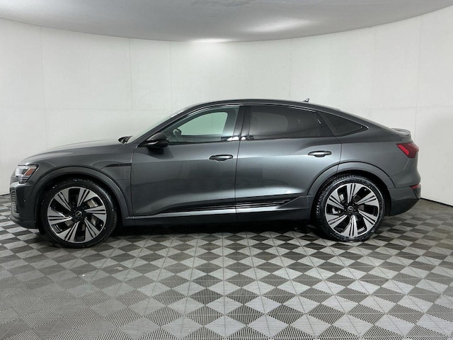 2024 Audi Q8 Sportback e-tron