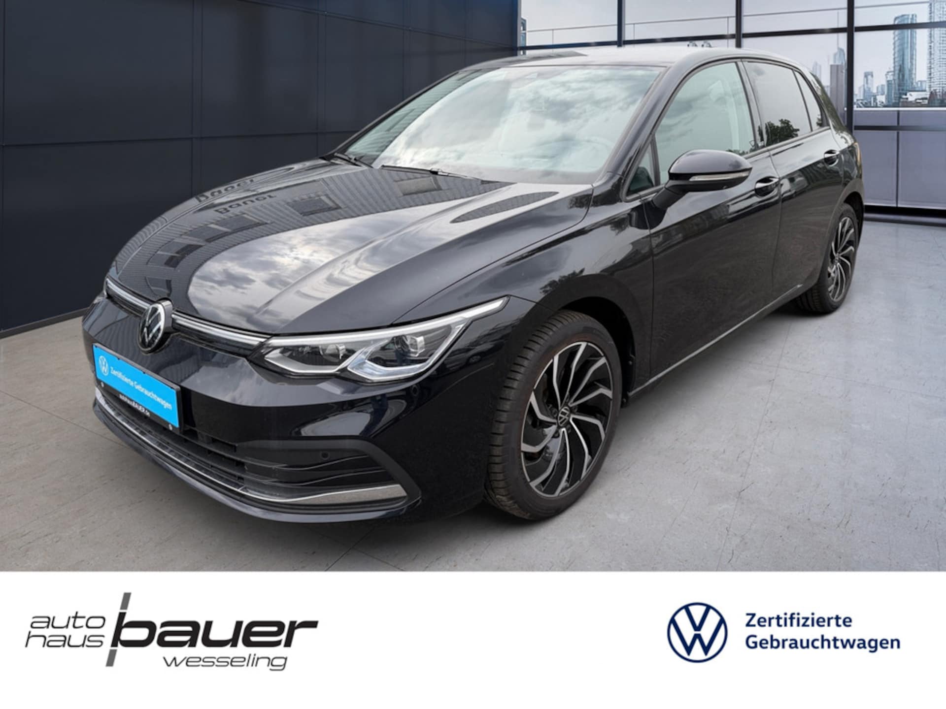 Volkswagen Golf — Volkswagen Golf Golf VIII Move eTSI PDC SHZ NAVI ACC HUD LED