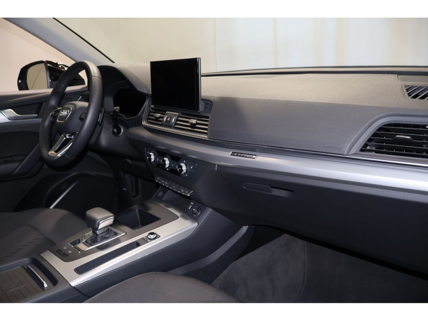 Bild über Audi Q5 Sportback 40 TDI quattro S tronic - für weitere Informationen kontaktieren Sie den Audi Partner