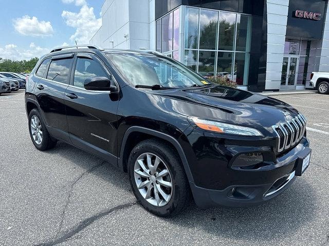 Used 2017 Jeep Cherokee Limited with VIN 1C4PJMDSXHD226856 for sale in Flemington, NJ