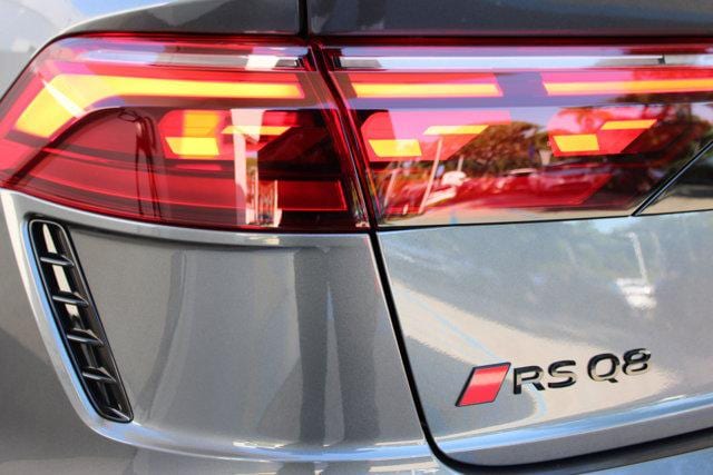 2026 Audi RS Q8 Base - Photo 12