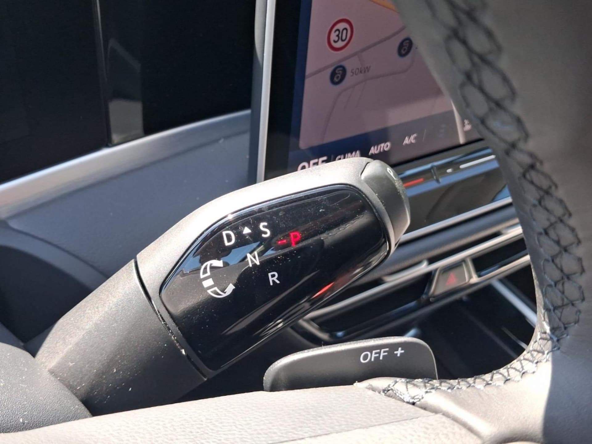 Volkswagen Passat Elegance