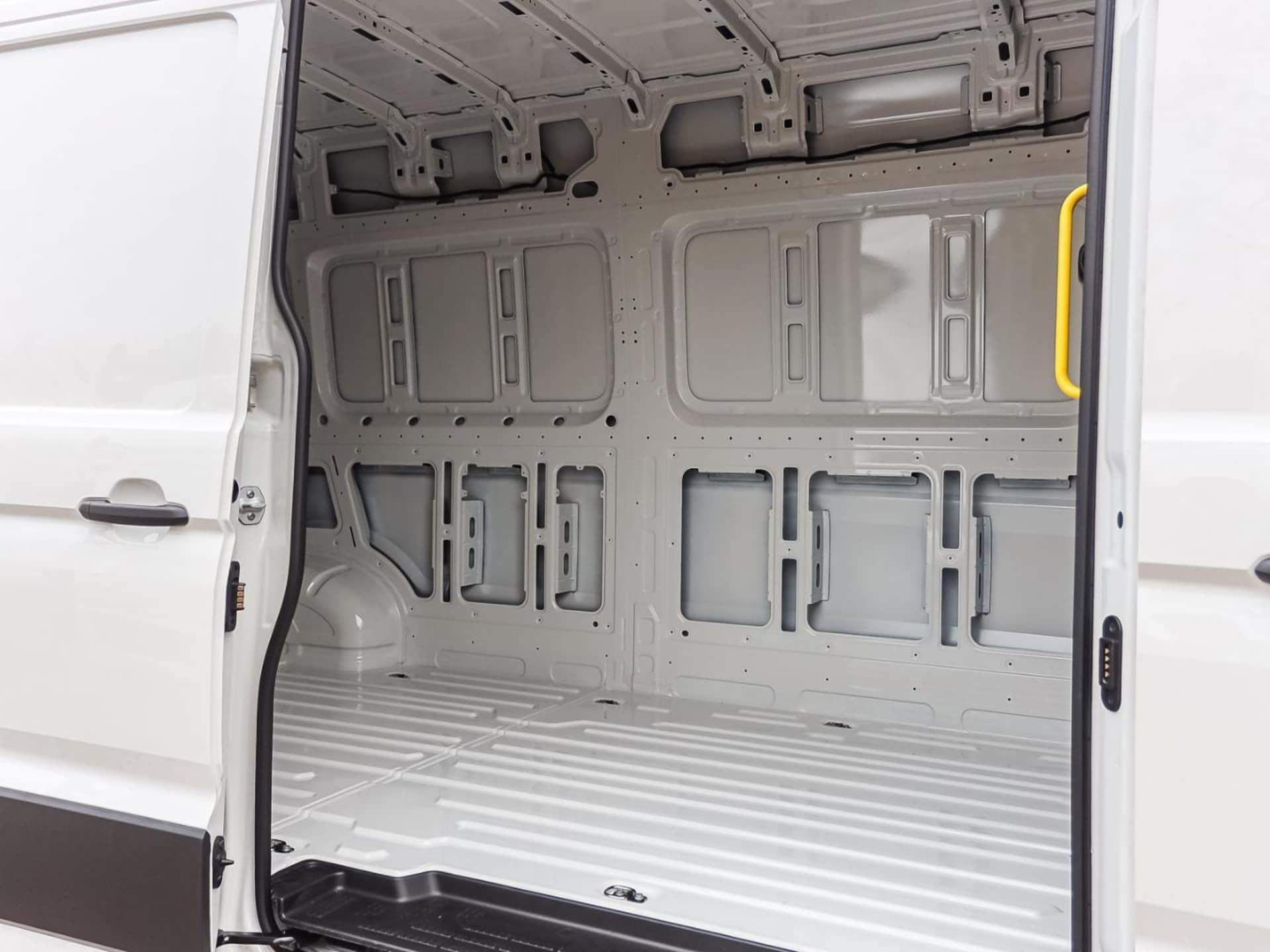 Volkswagen Crafter Kasten langer Radstand