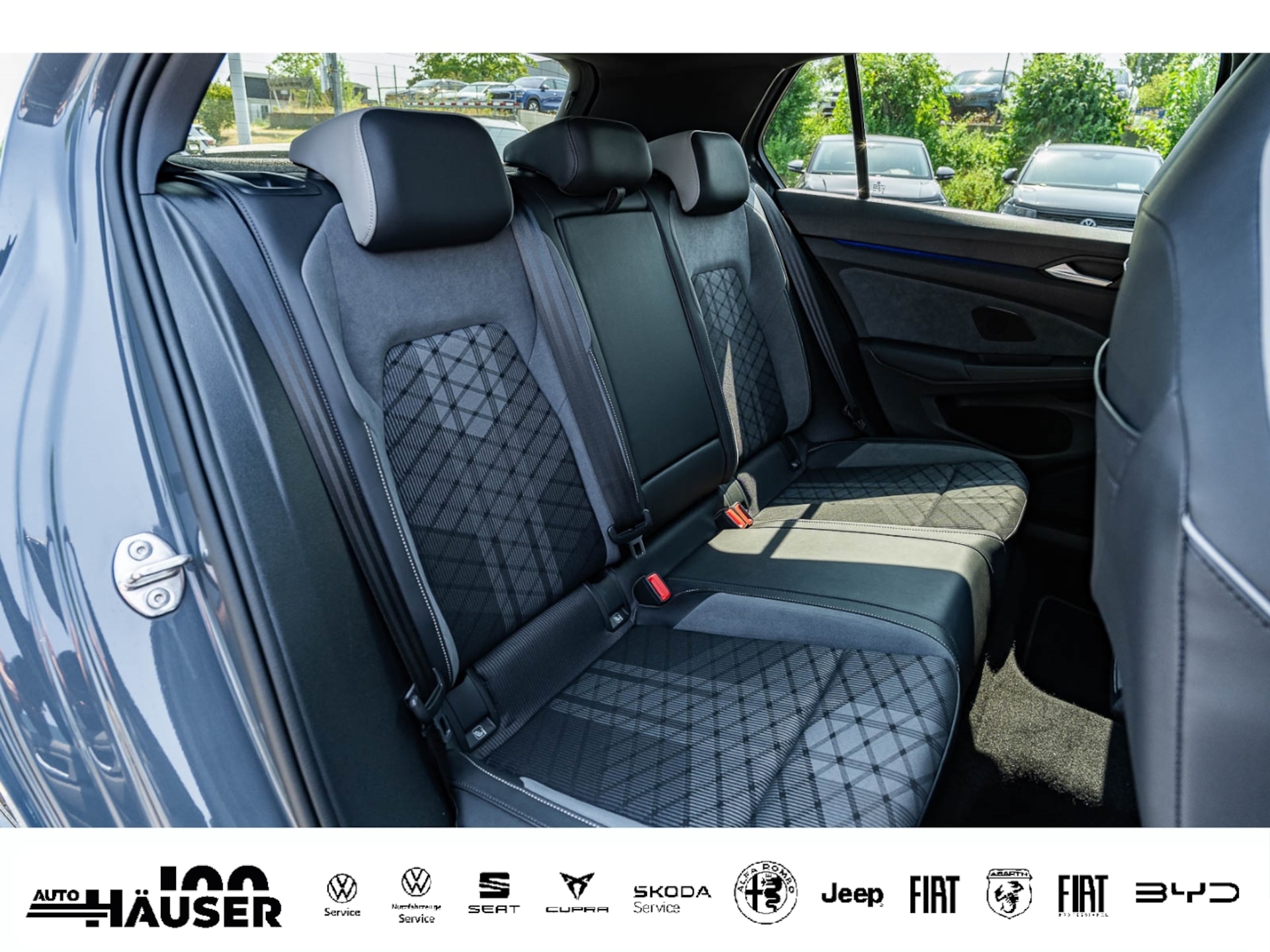 Volkswagen Golf R-Line