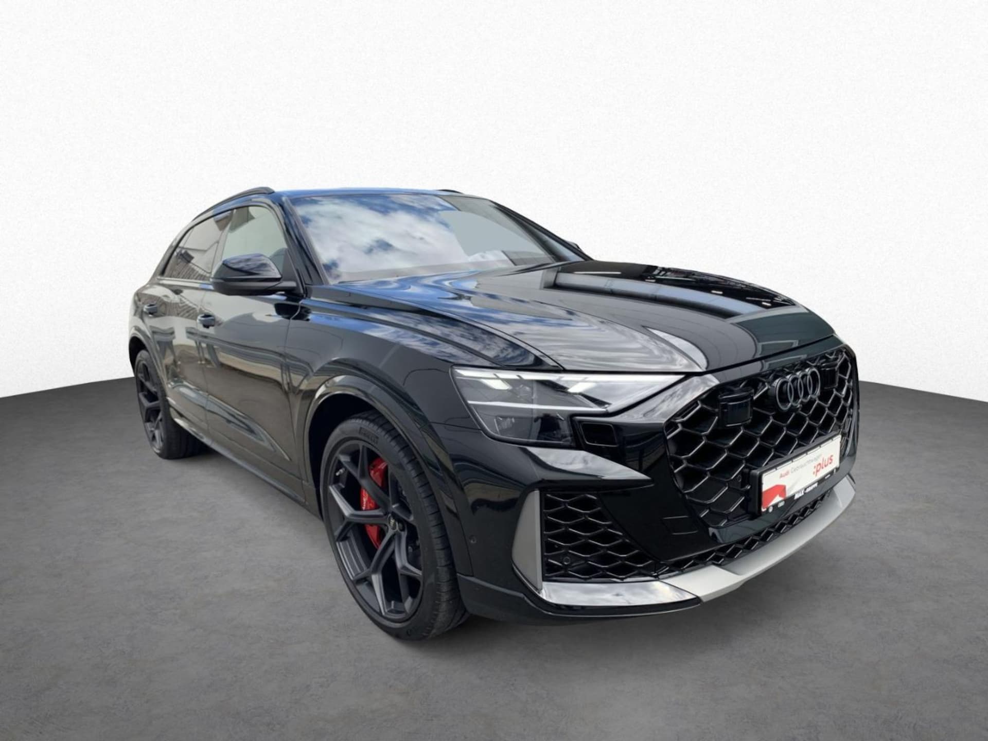 Audi RS Q8 SUV performance